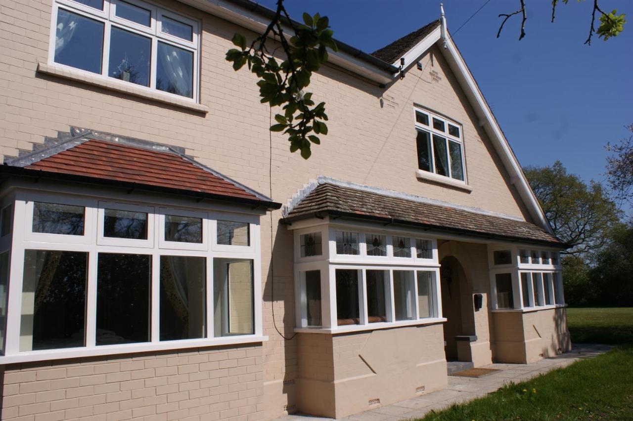 Spacious 4 Bed Family Cottage In Parkland Setting York Exterior photo