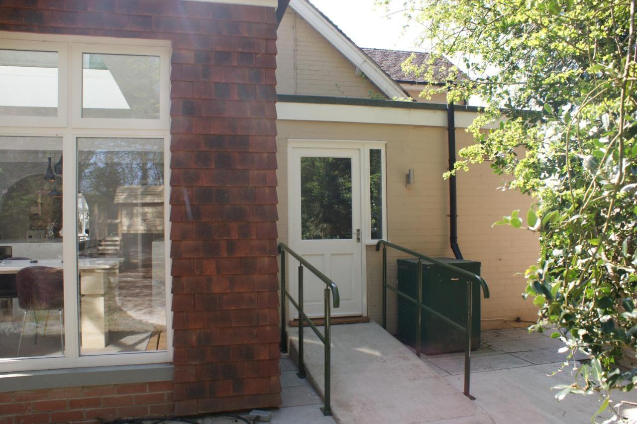 Spacious 4 Bed Family Cottage In Parkland Setting York Exterior photo